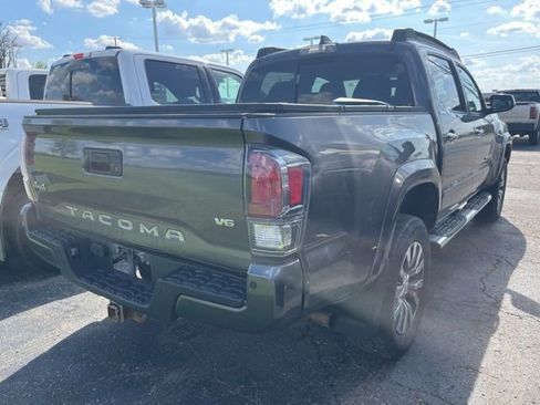 Used 2020 Toyota Tacoma Limited AWD/4WD image 2