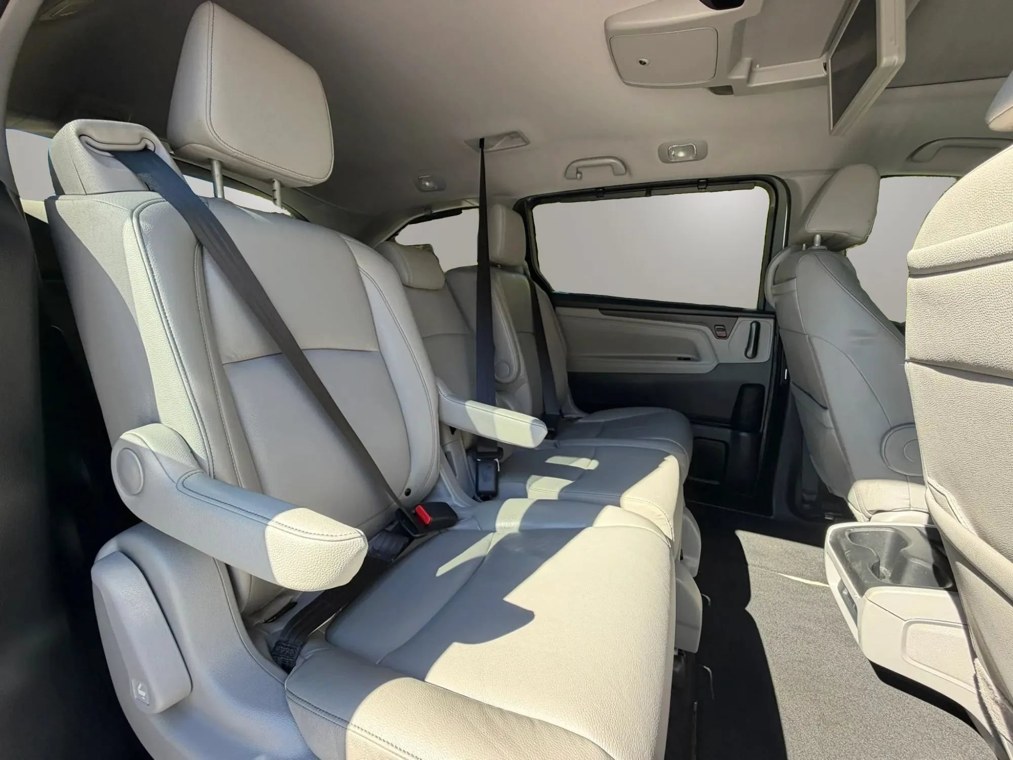 Used 2023 Honda Odyssey Touring image 18
