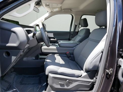 Used 2025 Ford Expedition Max Active AWD/4WD image 10