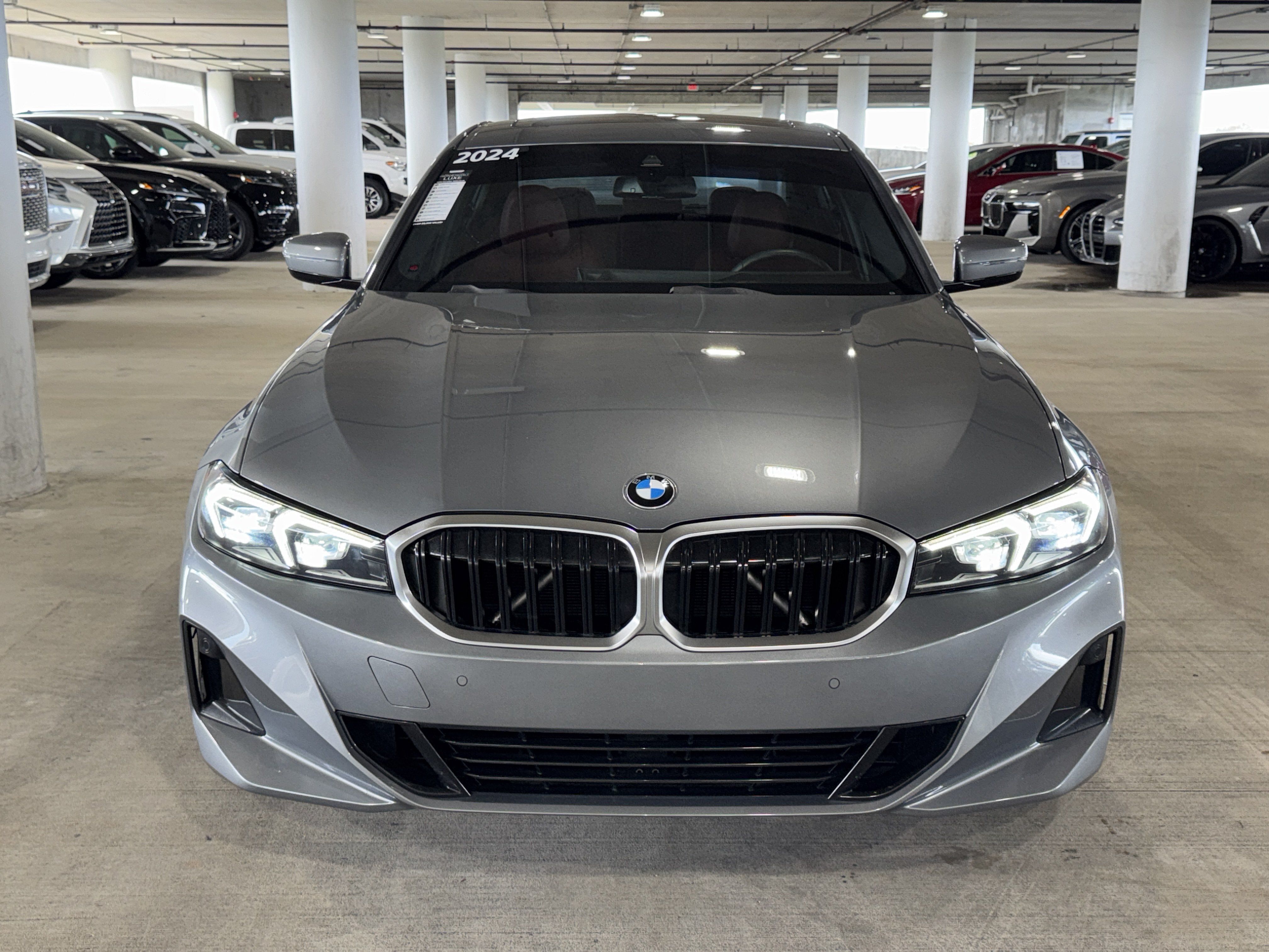 Used 2024 BMW 330i Sedan w/ Convenience Package RWD image 3