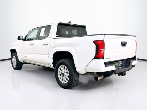 Used 2024 Toyota Tacoma SR5 image 5