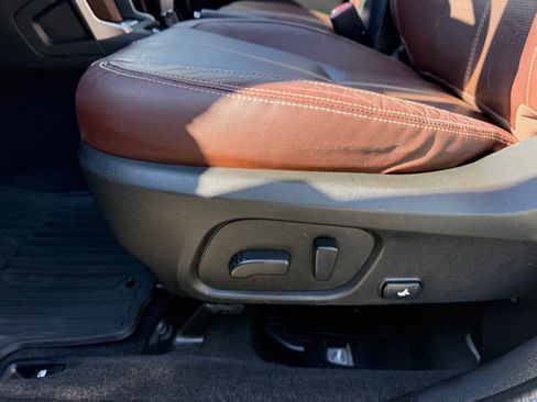 Used 2017 Subaru Forester 2.5i Touring image 17