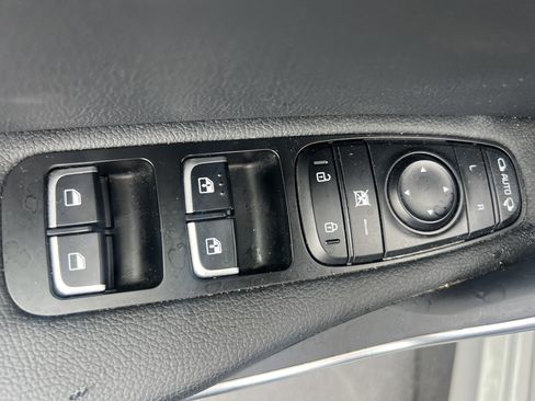Used 2022 Kia Stinger GT-Line RWD image 15