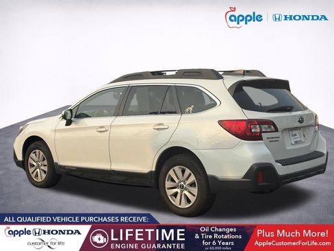Used 2019 Subaru Outback 2.5i Premium AWD/4WD image 4