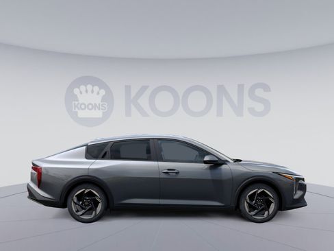 New 2025 Kia K4 EX image 10