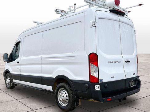 Used 2020 Ford Transit 250 Medium Roof AWD w/ Load Area Protection Package image 10