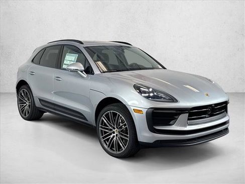 Certified 2026 Porsche Macan Turbo AWD/4WD image 7