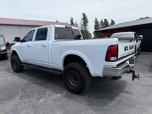 Used 2017 RAM 3500 Laramie Longhorn AWD/4WD image 3