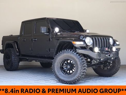 Used 2021 Jeep Gladiator Rubicon AWD/4WD image 2