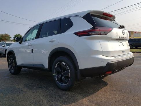 New 2026 Nissan Rogue SV image 7