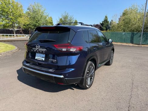 Used 2025 Nissan Rogue Platinum AWD/4WD image 7