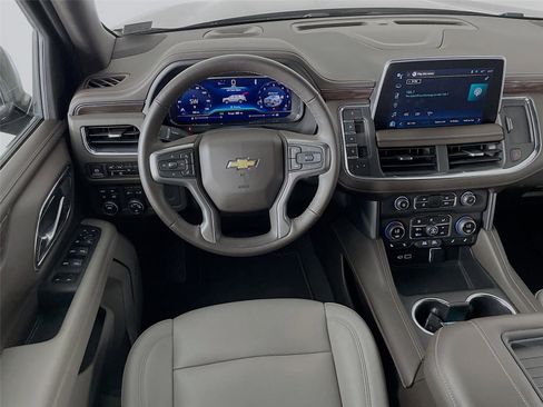Used 2023 Chevrolet Tahoe LT w/ Luxury Package AWD/4WD image 26