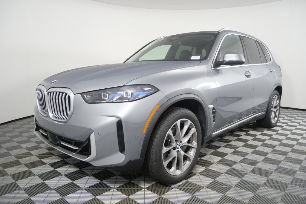 Certified 2026 BMW X5 sDrive40i RWD image 8