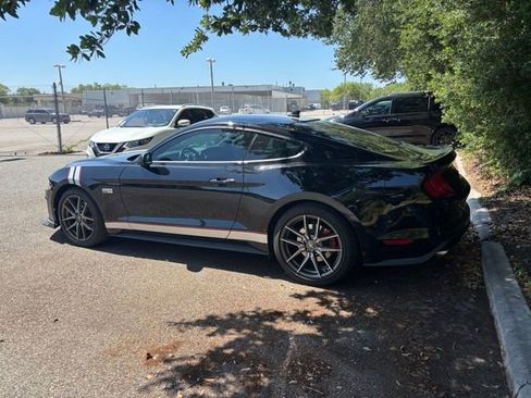 Used 2022 Ford Mustang Premium w/ Black Accent Package RWD image 4