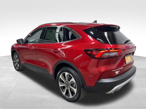 Certified 2023 Ford Escape Platinum w/ Premium Technology Package image 5