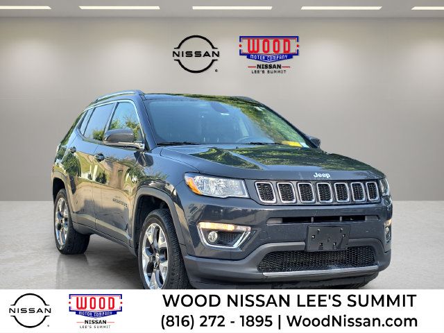 Used 2018 Jeep Compass Limited w/ Navigation Group AWD/4WD image 1
