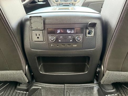 Used 2019 GMC Yukon Denali w/ Open Road Package AWD/4WD image 33