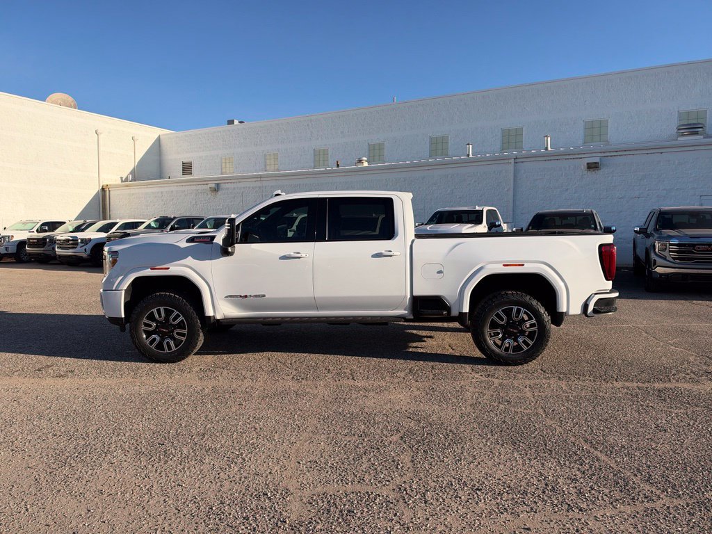 Used 2023 GMC Sierra 2500 AT4 w/ AT4 Premium Plus Package AWD/4WD image 8
