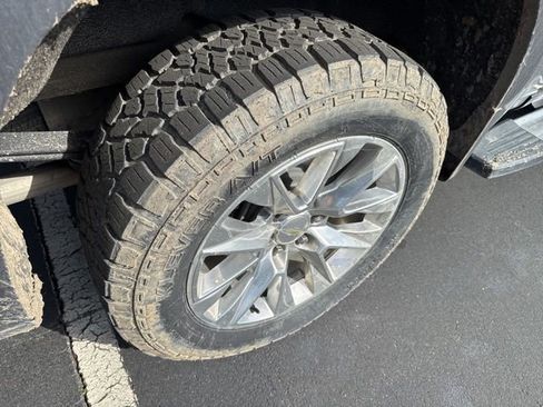 Used 2021 Chevrolet Silverado 1500 LTZ image 17