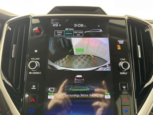 Used 2025 Subaru Ascent Touring image 18