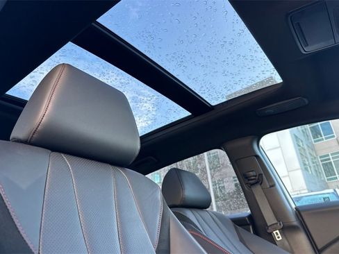 Certified 2025 Acura ADX A-Spec image 18