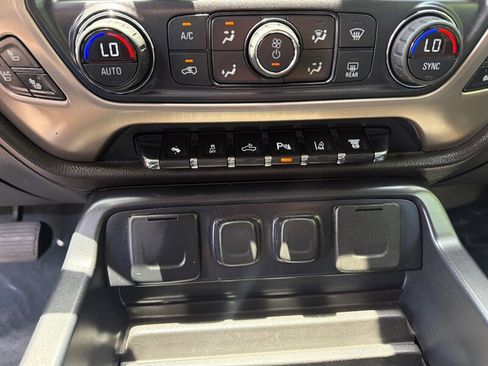 Used 2015 GMC Sierra 2500 Denali AWD/4WD image 21