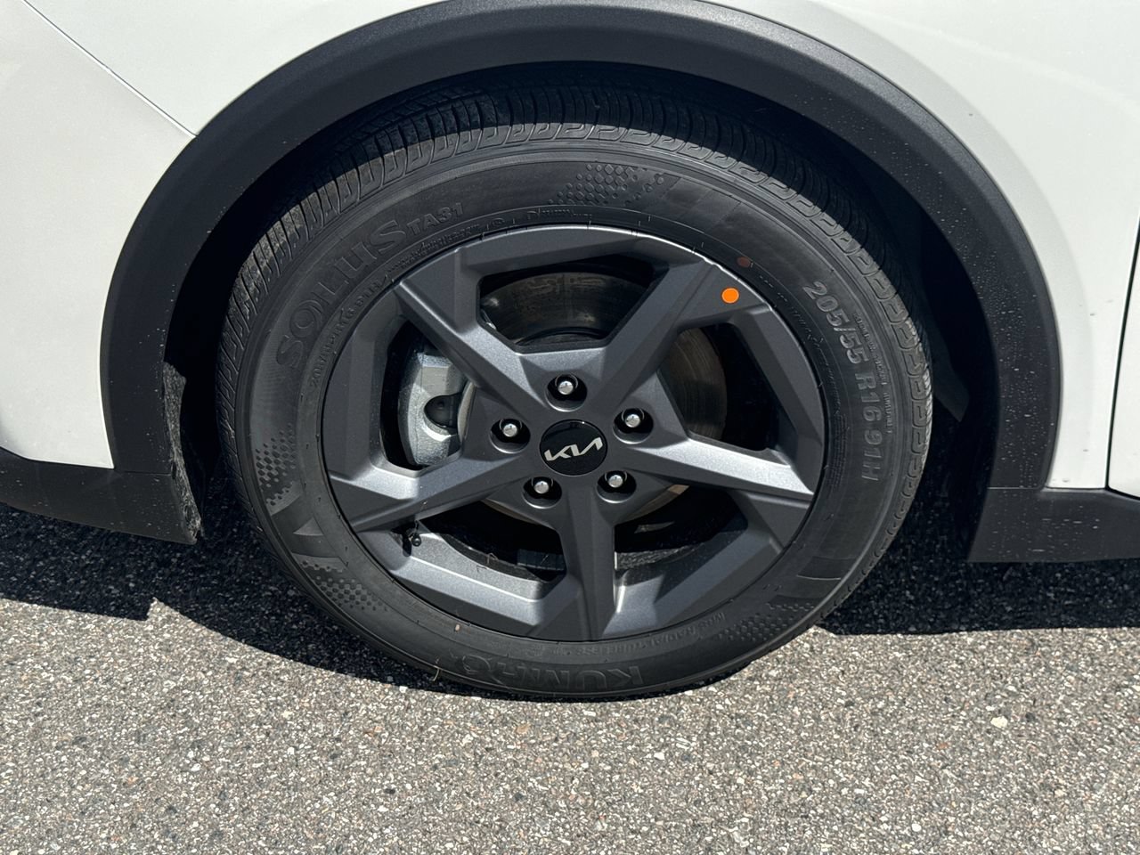 New 2026 Kia K4 FWD image 12