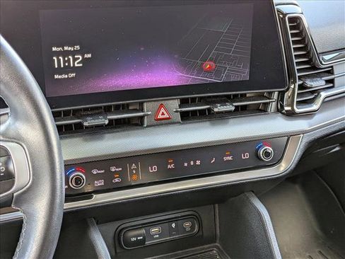 Used 2023 Kia Sportage SX FWD image 6
