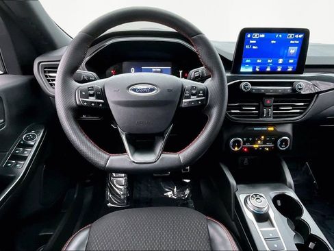 Used 2024 Ford Escape ST-Line image 8