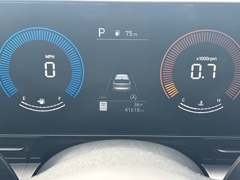 Used 2024 Hyundai Kona SE image 31