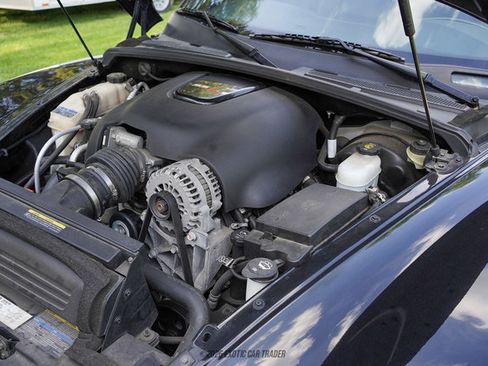 Used 2005 Chevrolet SSR w/ Preferred Equipment Group RWD image 25