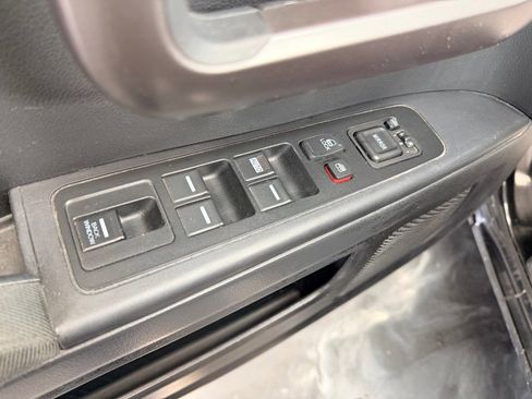 Used 2012 Honda Ridgeline RTS image 3