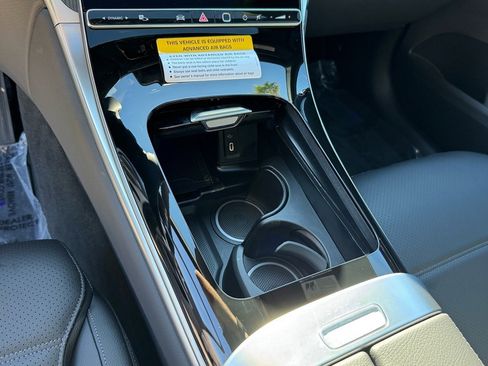 New 2026 Mercedes-Benz GLC 300 image 12