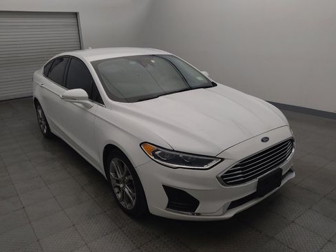 Used 2020 Ford Fusion SEL FWD image 13