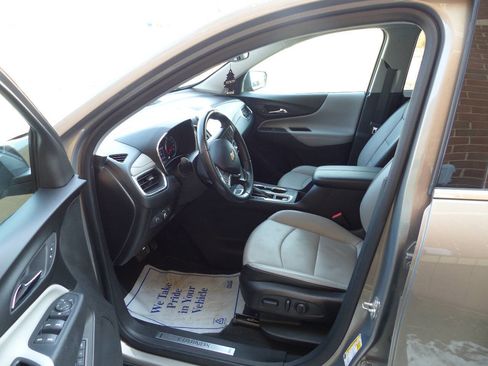 Used 2019 Chevrolet Equinox Premier image 20