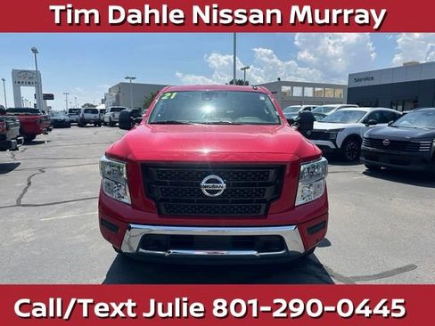 Used 2021 Nissan Titan SV w/ SV Convenience Package AWD/4WD image 4