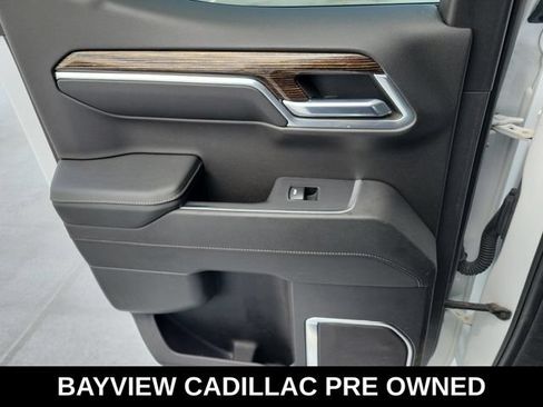 Used 2023 GMC Sierra 1500 Elevation AWD/4WD image 12