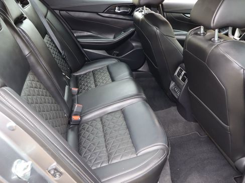 Used 2022 Nissan Maxima Platinum w/ Sport Mat Group image 18