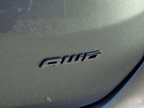 Used 2022 Ford Edge SE image 17