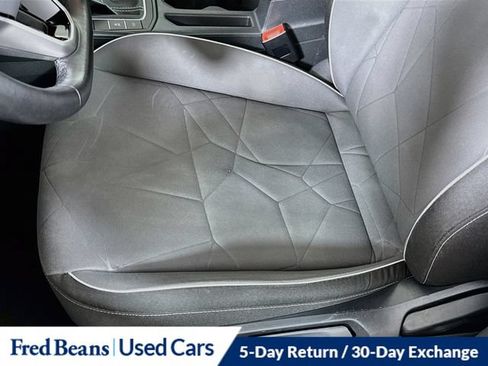 Used 2025 Volkswagen Jetta Sport FWD image 24