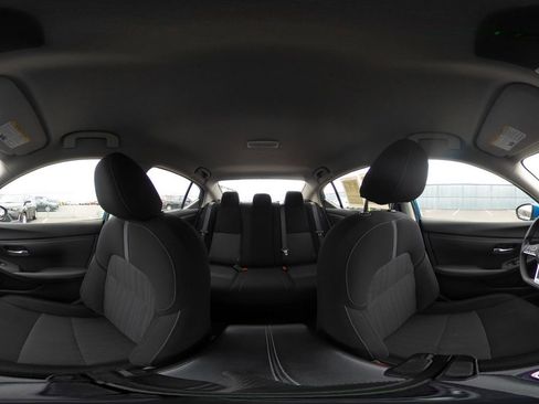 Used 2025 Nissan Sentra SV image 41