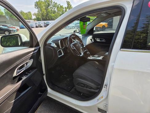 Used 2017 Chevrolet Equinox LT w/ Convenience Package FWD image 11