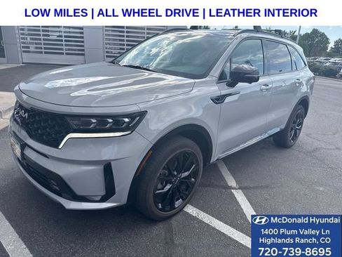 Used 2023 Kia Sorento SX AWD/4WD image 1