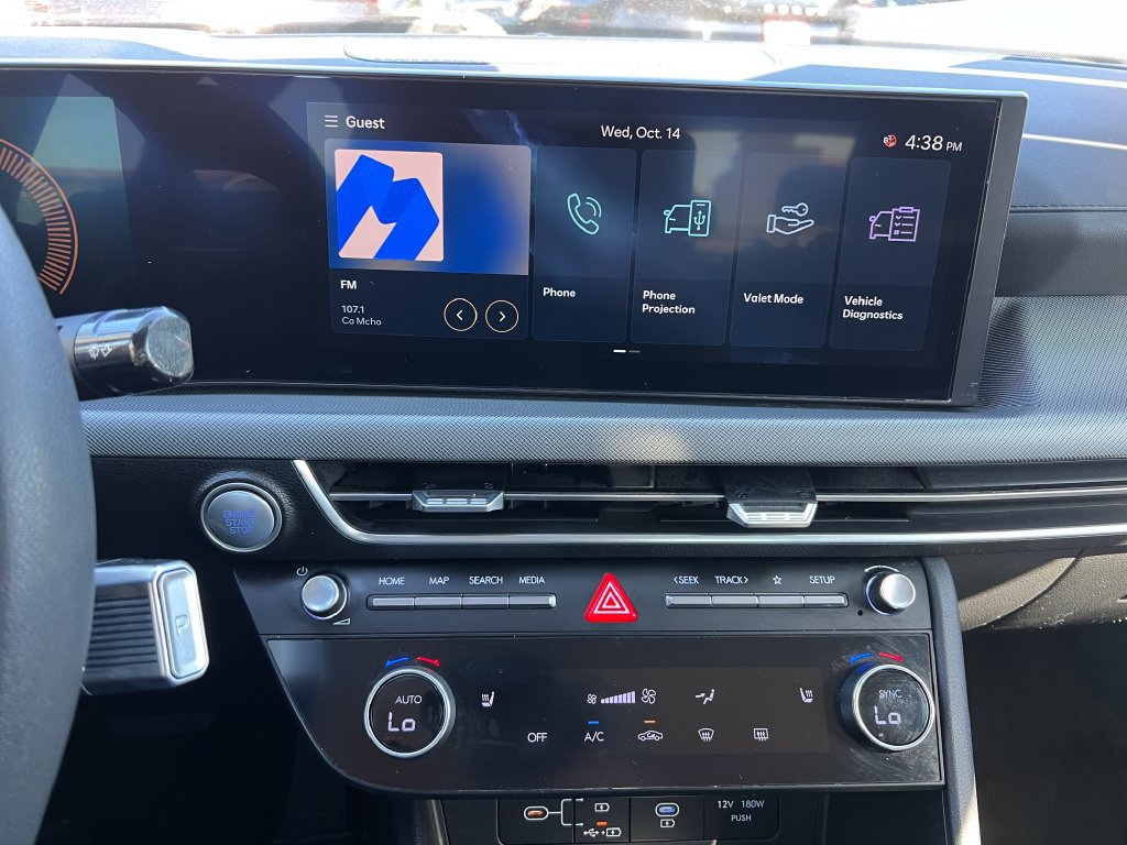 Used 2025 Hyundai Sonata SEL FWD image 24