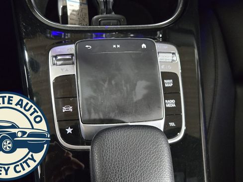 Used 2019 Mercedes-Benz A 220 A 220 image 21