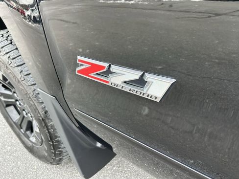 Used 2017 Chevrolet Silverado 1500 LTZ Z71 w/ Midnight Edition image 13