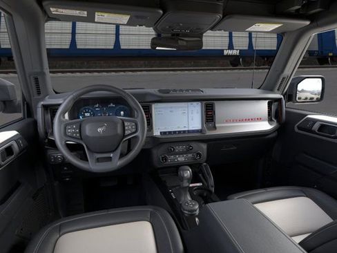 New 2026 Ford Bronco Outer Banks AWD/4WD image 9