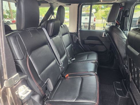 Used 2021 Jeep Wrangler Unlimited Rubicon AWD/4WD image 9