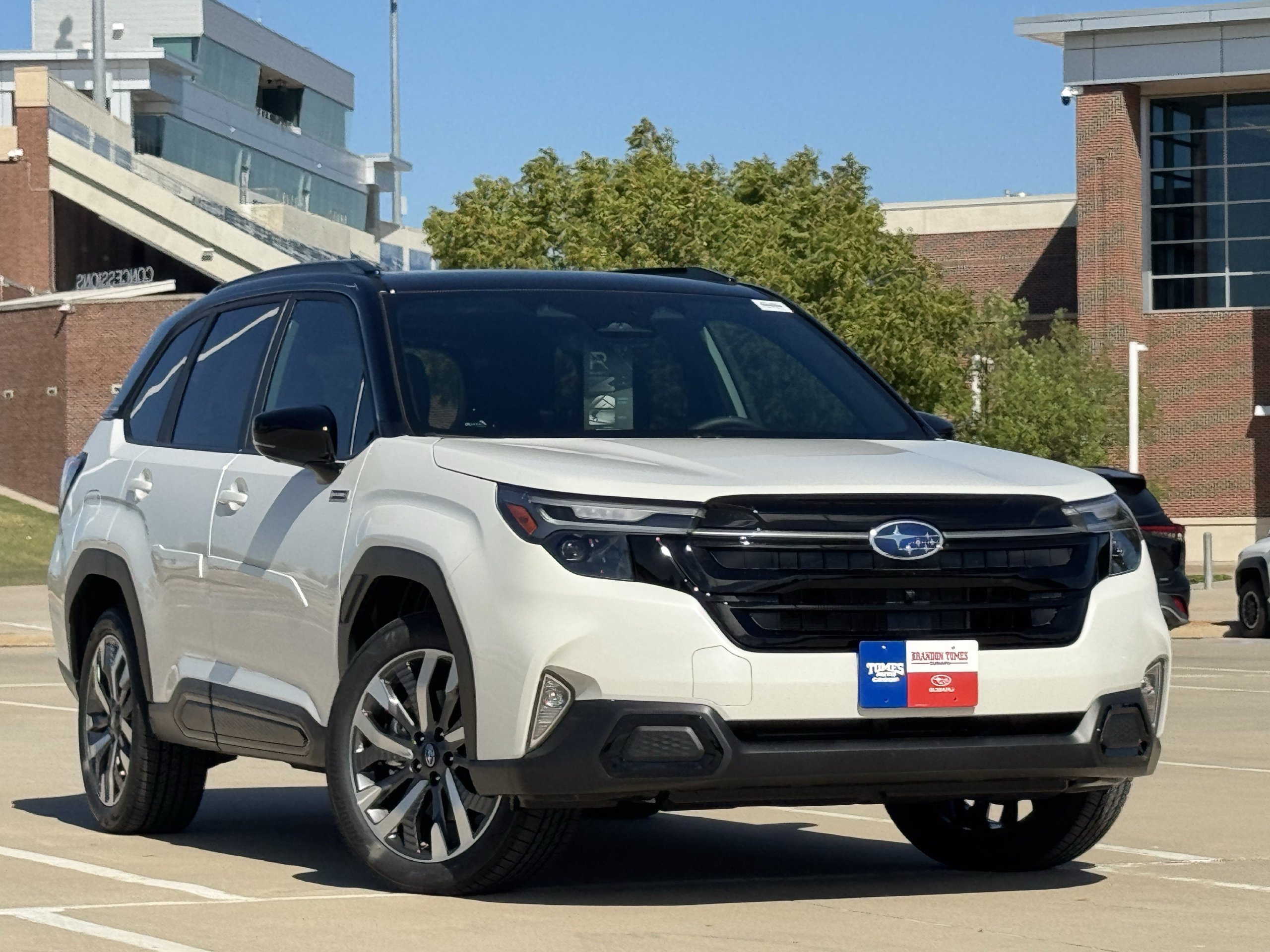 New 2026 Subaru Forester Touring AWD/4WD image 2