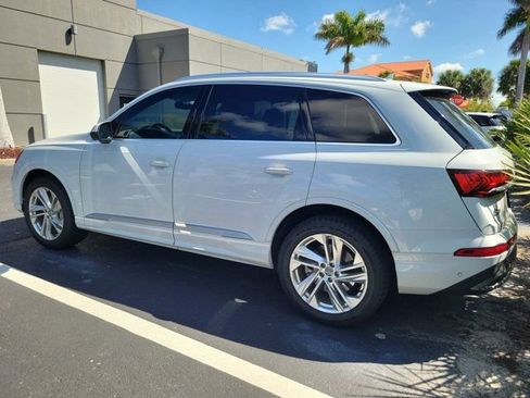 Used 2020 Audi Q7 3.0T Premium Plus image 3